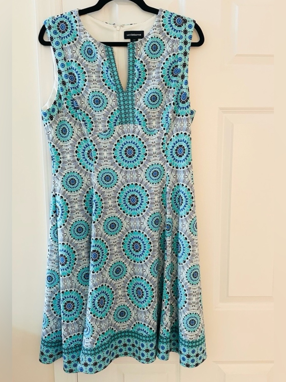 Sleeveless Blue Floral Geometric Print Top